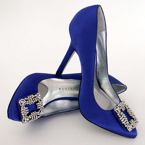 blue shoes carrie bradshaw wedding