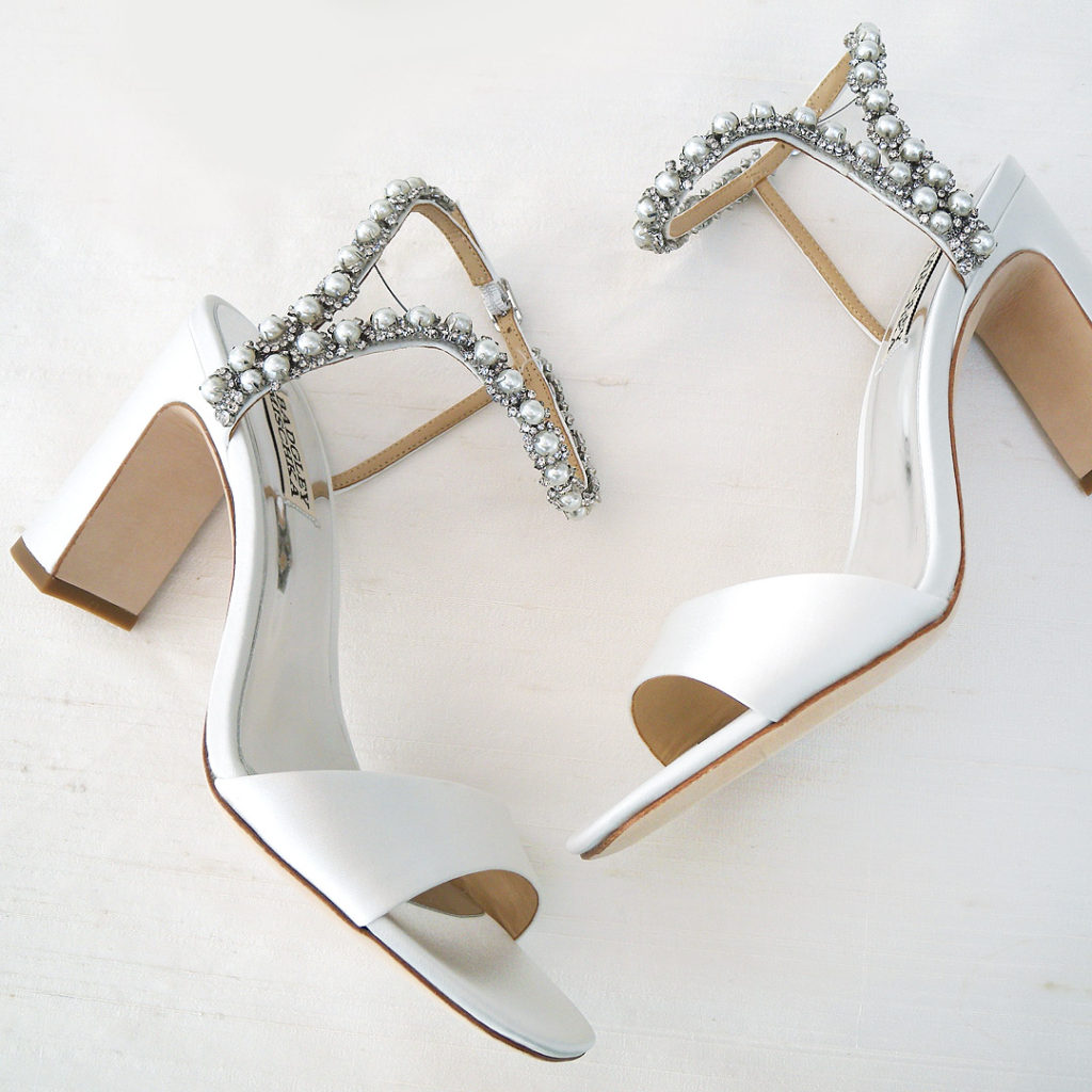 wedding shoes, sandals with pearls