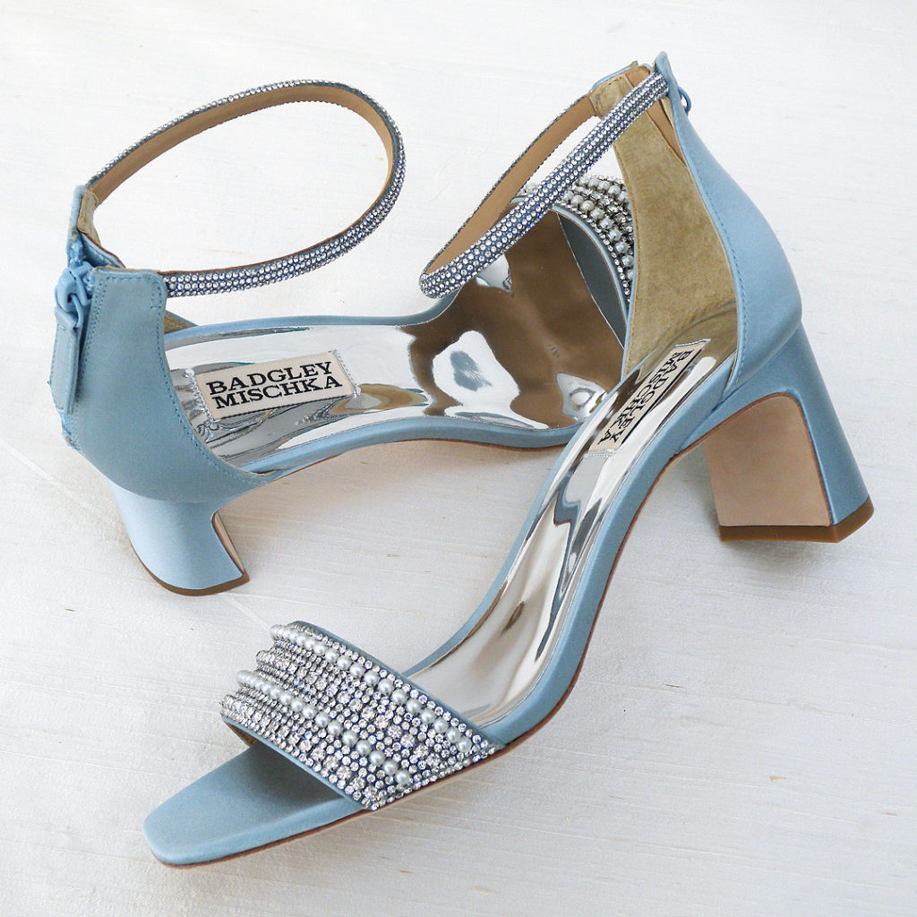 blue low block heels, hollywood glam style
