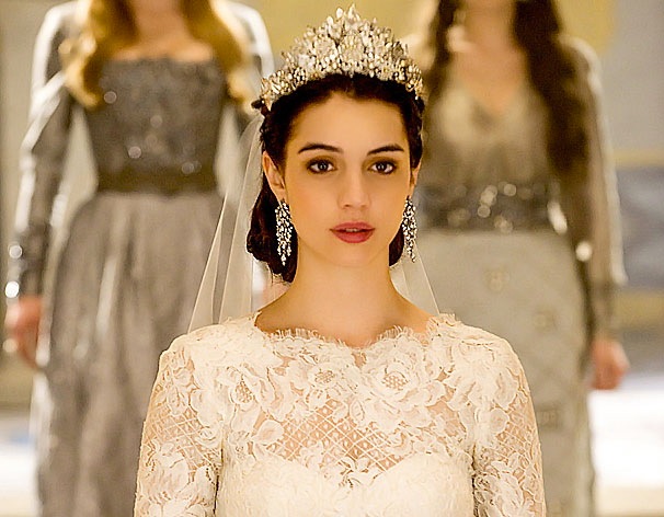 Queen Mary from the CW's Reign wore the Danbury Crown designed by Debra Moreland for the show.