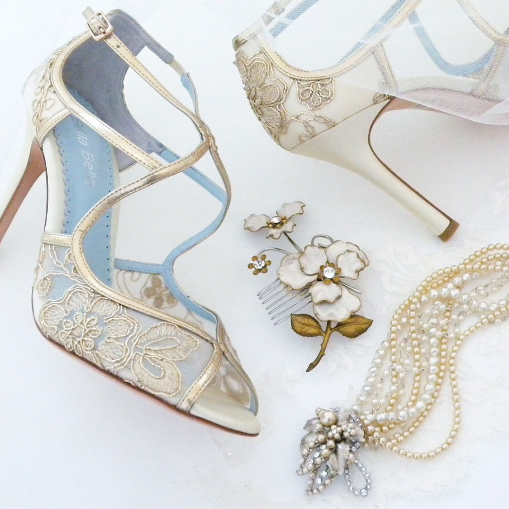 Your walk down the aisle is not complete without the perfect shoes. Love these gold lace wedding shoes by Bella Belle. Perfect anytime of year, especially perfect for Fall.