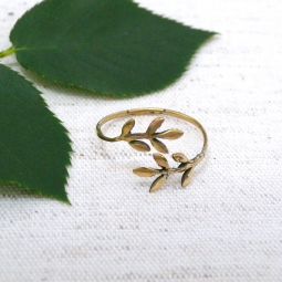 Wrap Ring with Twining Leaves