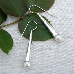Silver Conical Drop with Pearl