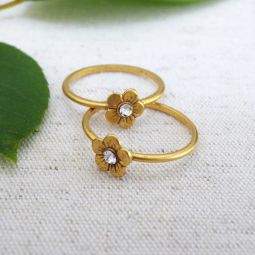 Tiny Flower Fashion Ring