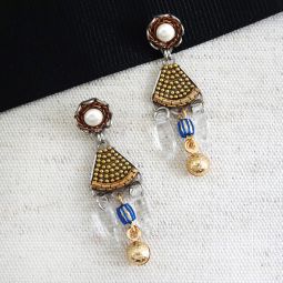 Sacra Small Earrings, Gold Totem