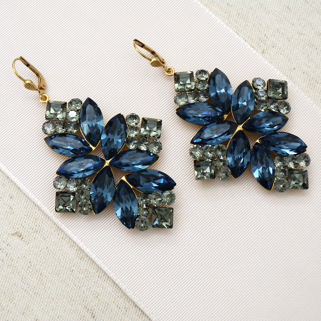 Amazon.com: Clip on Earrings for Women Flower Cluster Clip Earrings  Rhinestone Crystal Chandelier Big Statement Clip on Earrings Dangle  Hypoallergenic for Fancy Prom Party Mother's Day Gifts: Clothing, Shoes &  Jewelry